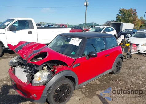 2007 Mini Cooper z USA, uszkodzony, nr VIN WMWMF33527TL68758